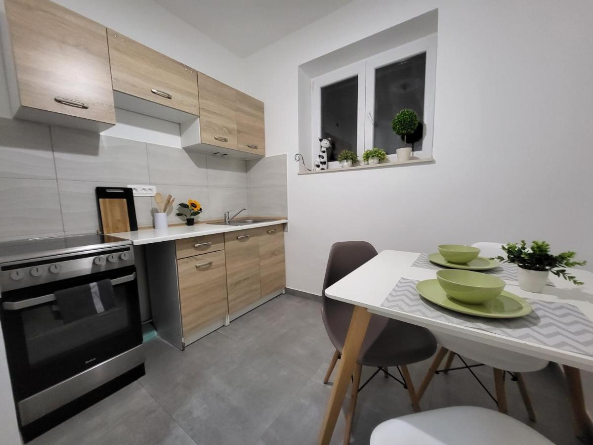Cozy Apartment With Balcony 10 Min From The Beach Rijeka Exterior photo